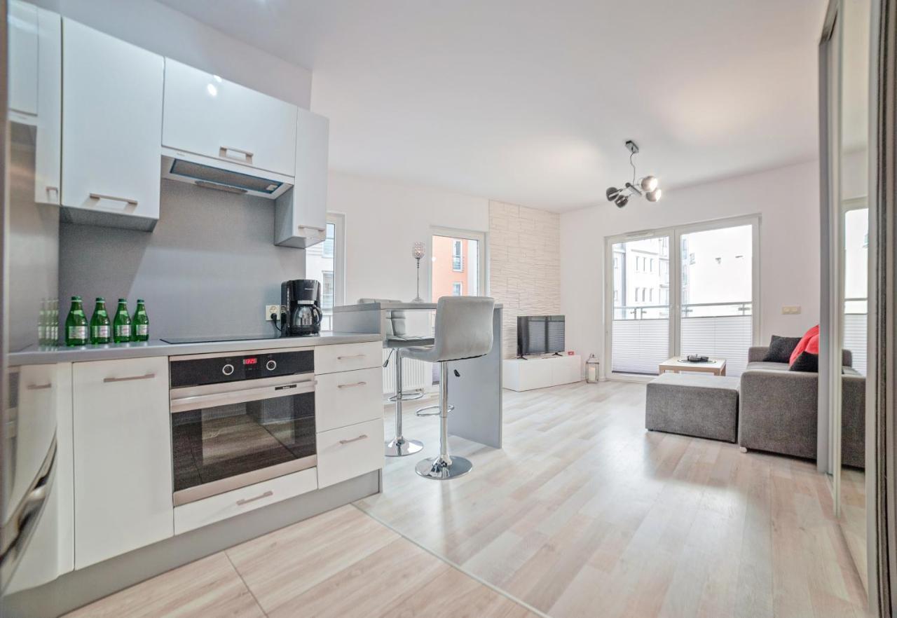 Homely Place Centrum - Stary Rynek - Parking Apartment Poznan