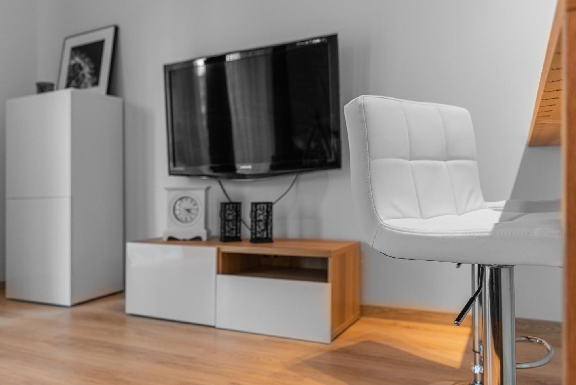 Homely Place Centrum - Stary Rynek - Parking Apartment